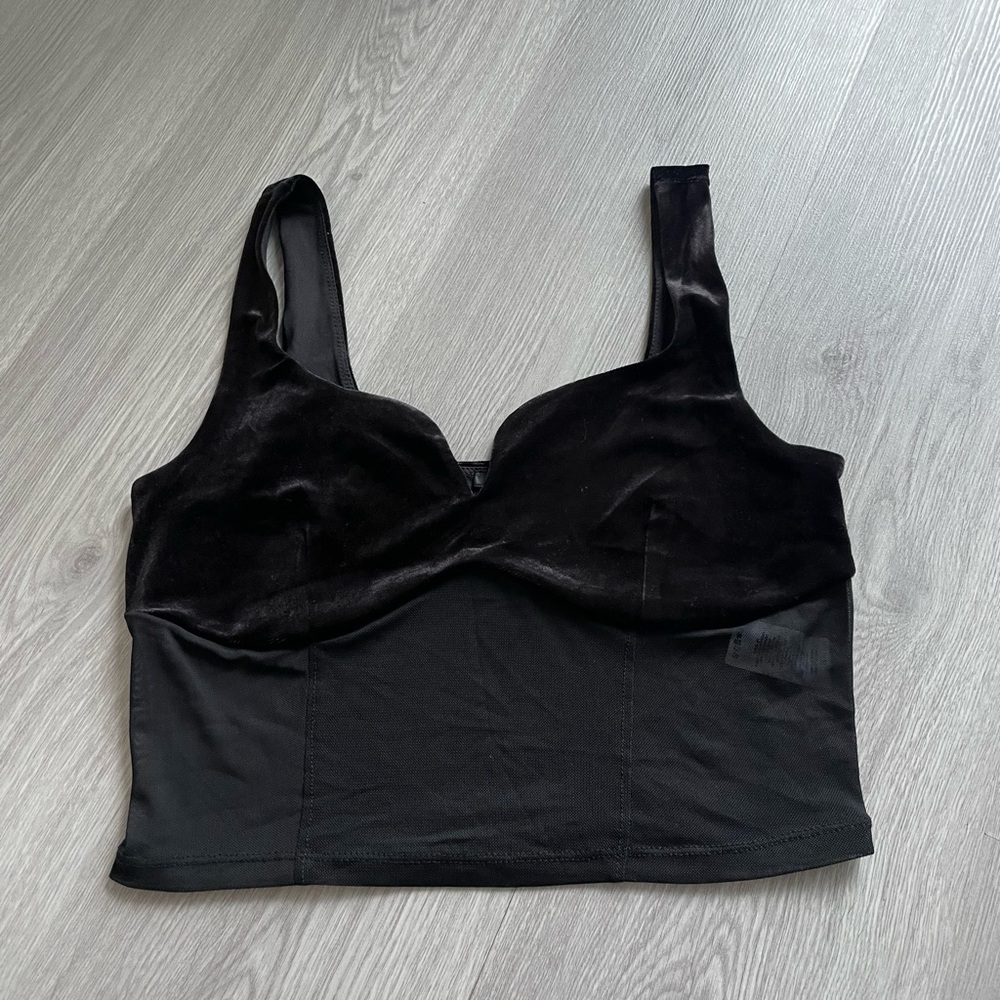Dynamite Black Velvet-Trim Top - Picture 4 of 5